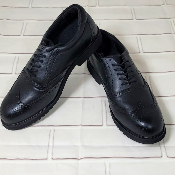 wingtip steel toe shoes